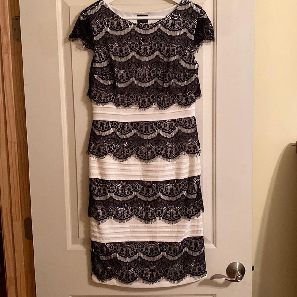 Melrose black lace and white body-con dress size 8 sold at Nordstrom